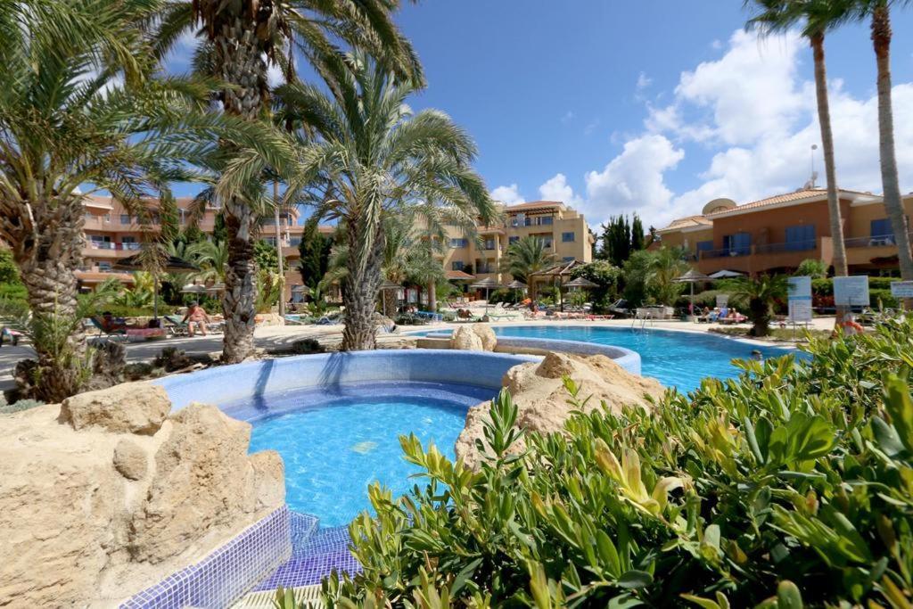 Paphos Stylish 1 Bedroom Apartment In Limnaria Gardens חדר תמונה