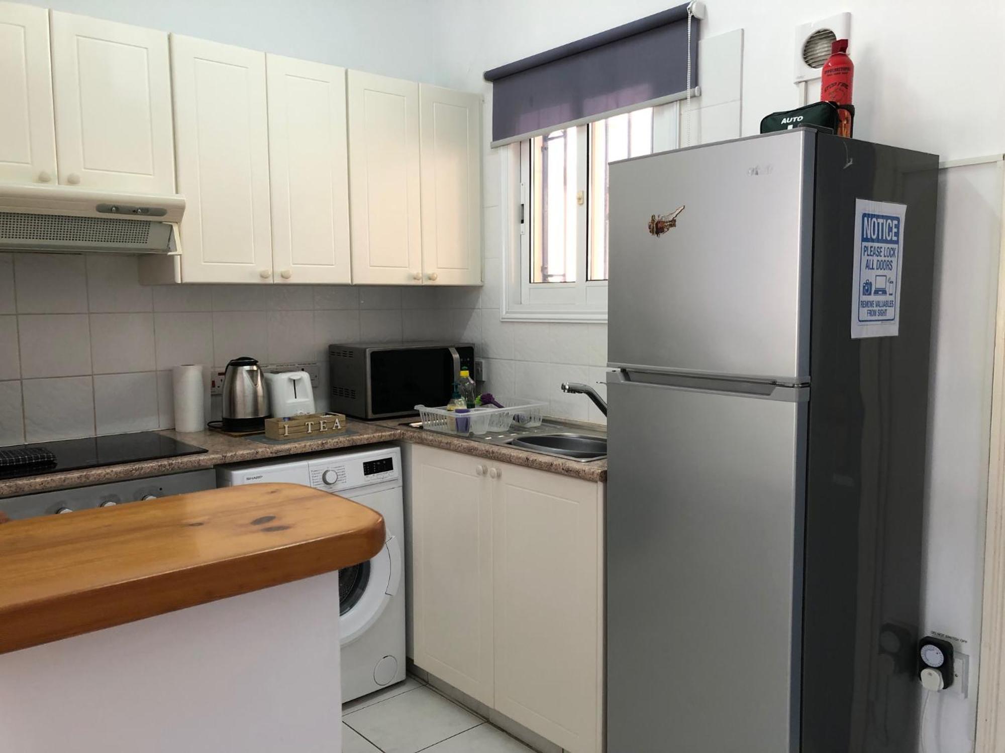 Paphos Stylish 1 Bedroom Apartment In Limnaria Gardens מראה חיצוני תמונה